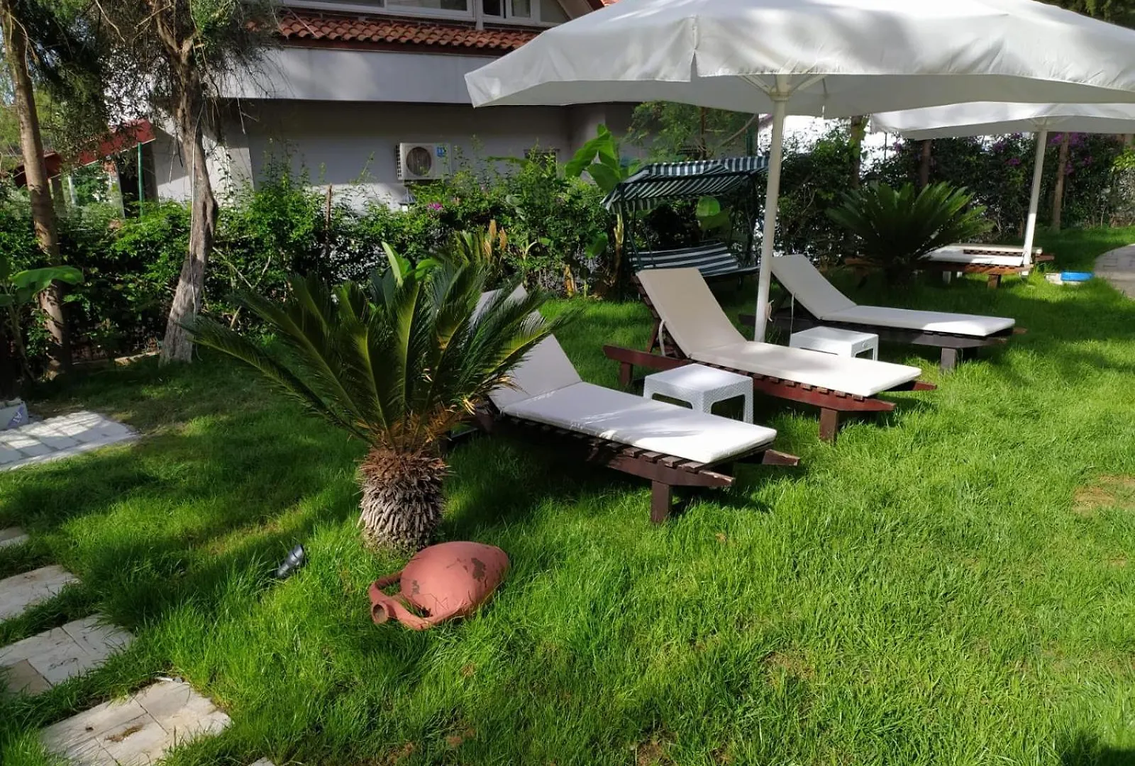 Alya Hotel Goecek